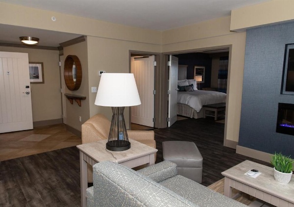 Chautauqua Harbor Hotel - Jamestown image 29